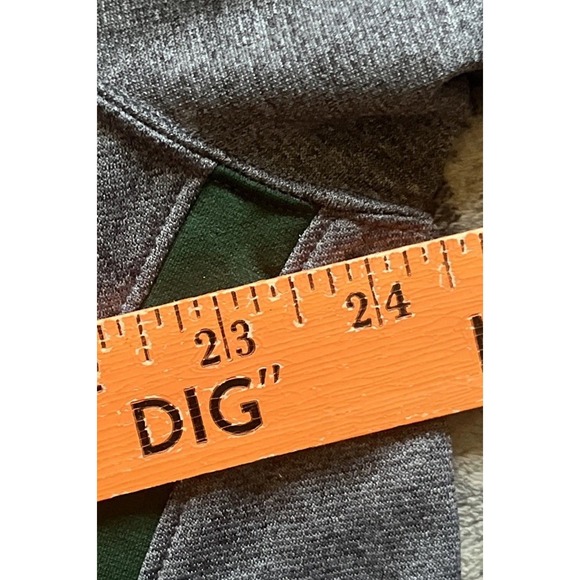 University of North Dakota Hoodie Size Medium Pullover Sweatshirt Embroidered - Picture 13 of 15